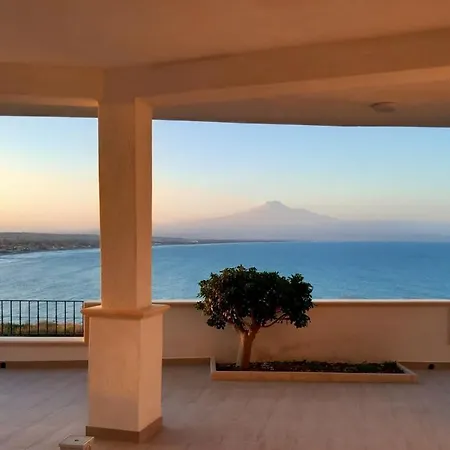 Casa vacanze Casa Framaibla - La Veranda Sull'etna Augusta